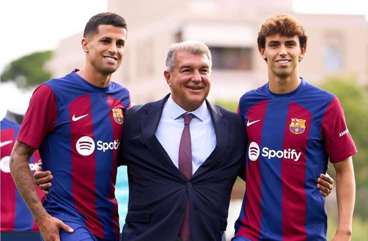 El FC Barcelona planea quedarse a Joao Felix y Joao Cancelo después de la llegada de Hansi Flick. El entrenador alemán considera que ambos son jugadores de una calidad enorme y que se les puede sacar un buen rendimiento en el club. La intención es ampliar la cesión un año más, no realizar traspaso.