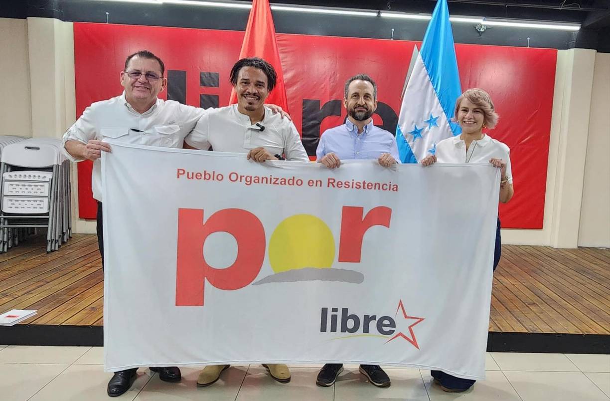 “Con suma satisfacción de damos la bienvenida a las filas de nuestro movimiento Pueblo Organizado en Resistencia (POR) al compañero Julio César Leon, el gran Rambo de León, gloria del futbol hondureño, ex mundialista, que hoy se suma como candidato a diputado por el departamento de Cortes”, comentó Hernández.