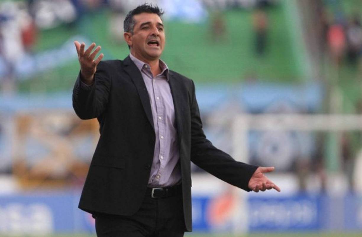 Copa Presidente: Platense vs Yoro FC semifinal 2018 <br/>- Platense ha dado un paso firme para llegar a su segunda final en Copa Presidente, ha derrotado 2-0 al Yoro FC<br/>- Jerrel Britto es un futbolista trinitense