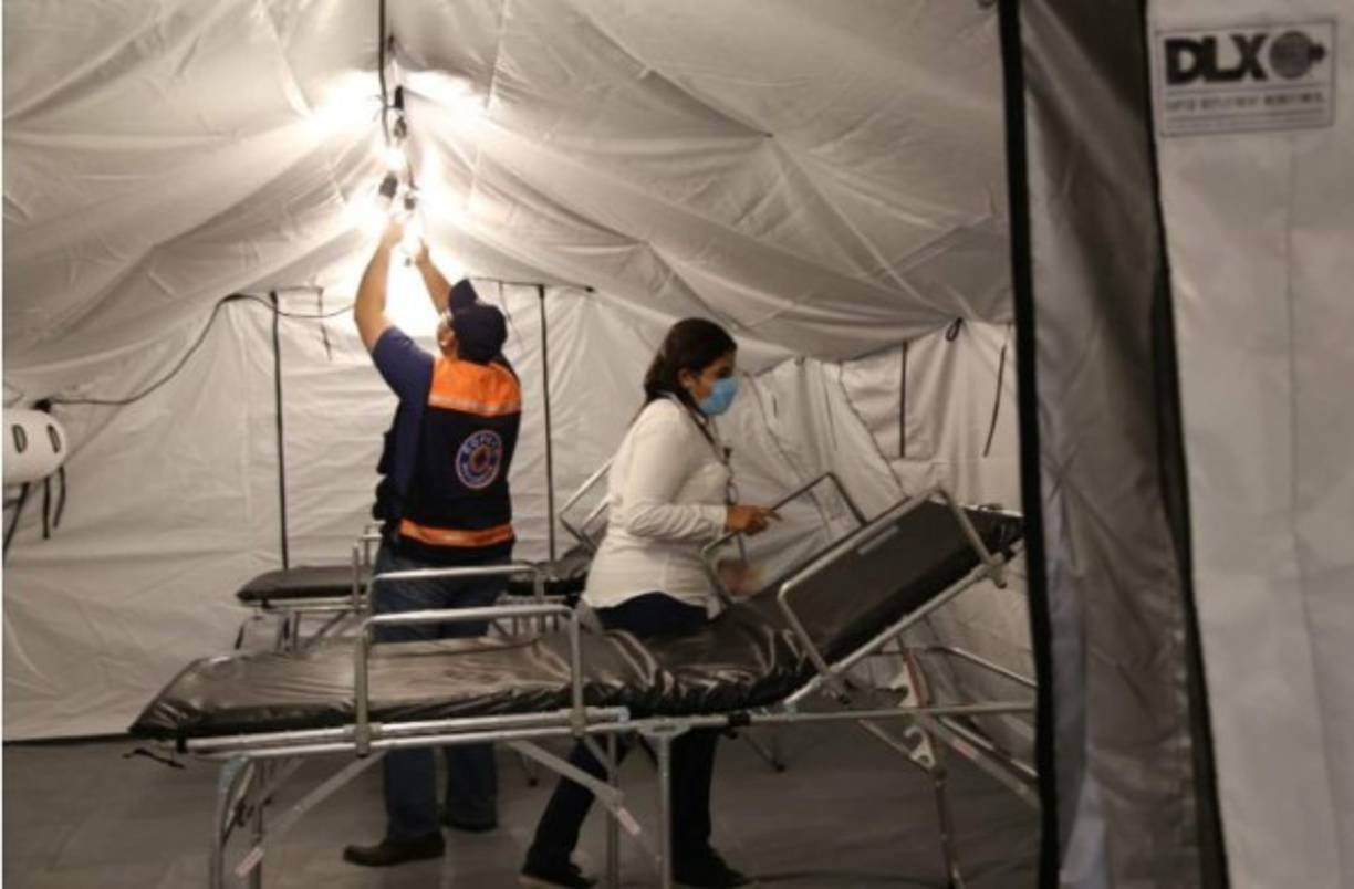 También consta con área para pacientes graves y otra para pacientes moderados, completamente climatizado y una recepción de enfermería.