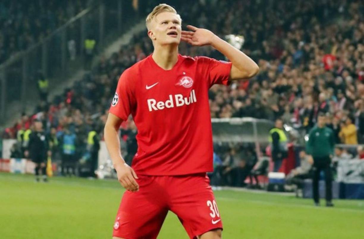 Erling Braut Haaland cuenta con apenas 19 años de edad y brilla en el Red Bull Salzburg de la Bundesliga de Austria. Puede presumir de haber destrozado un récord de nada más y nada menos que de Lionel Messi y Cristiano Ronaldo.