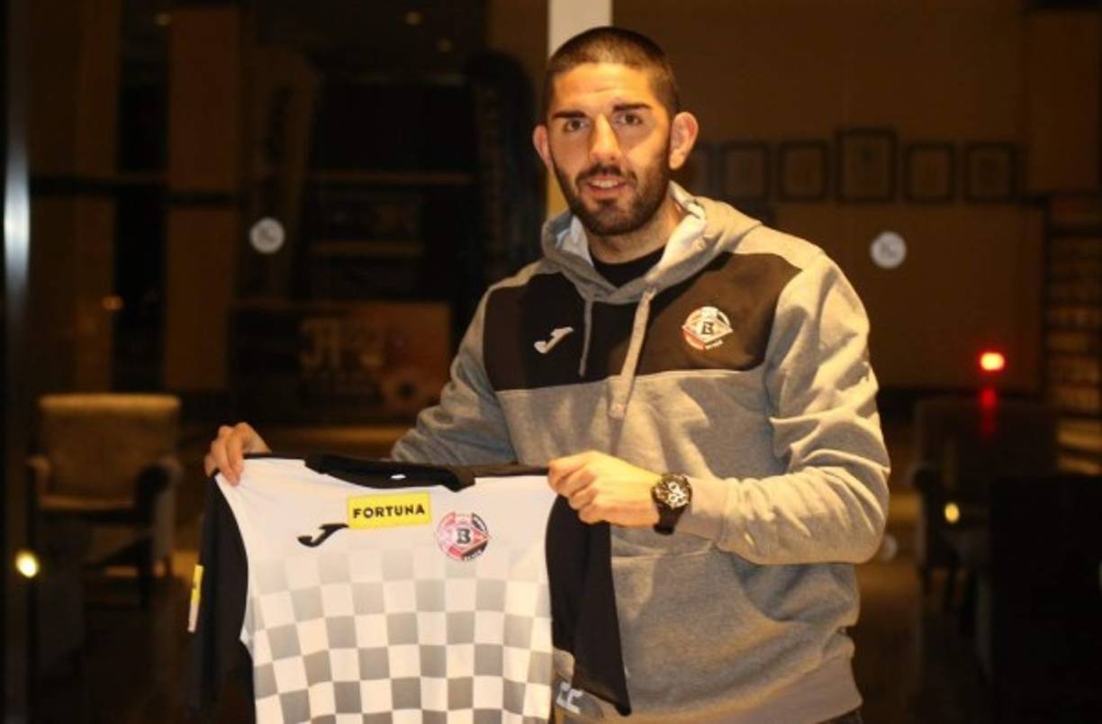 El Bytovia Bytów de Polonia ha fichado al central español Diego Bardanca, llega como agente libre. Firma hasta final de temporada.