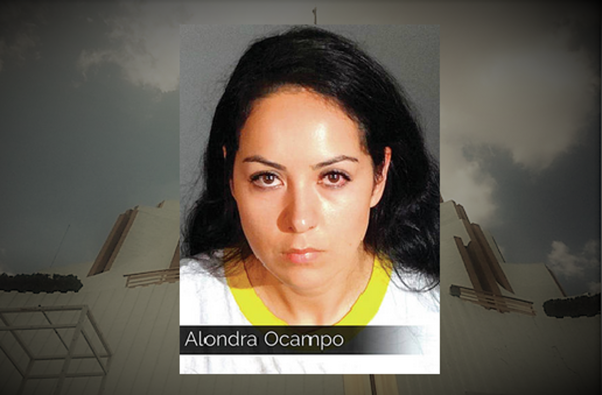 Joaquín García fue detenido el 4 de junio del 2019 en Los Ángeles junto a Alondra Margarita Ocampo, de 36 años, y Susana Medina Oaxaca de 23, tras su arribo al Aeropuerto Internacional de Los Ángeles, acusado por los delitos de abuso sexual infantil, tráfico de personas y pornografía infantil.