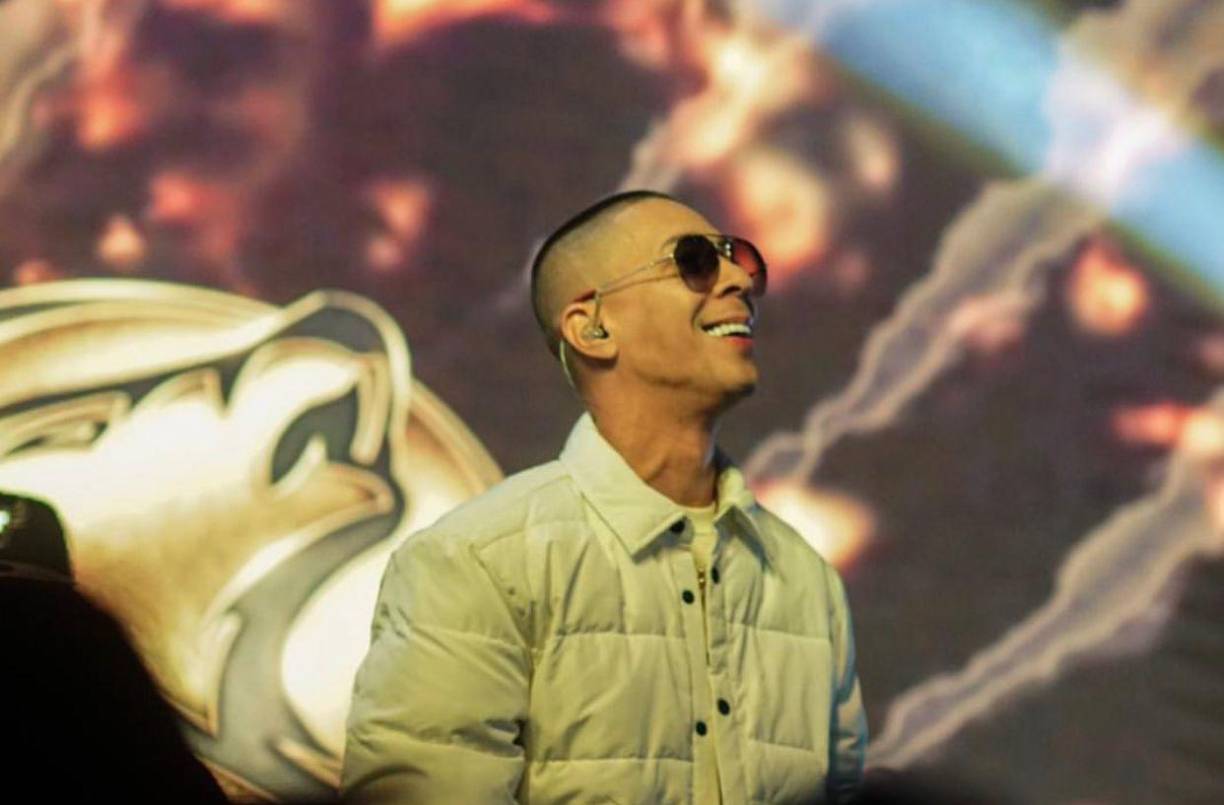 “Antes las colaboraciones las tratábamos como si eran temas de nosotros, por el menos hecho que eso se quedaba para siempre, hoy los nuevos artistas lo hacen solo por los números”, criticó Baby Rasta.