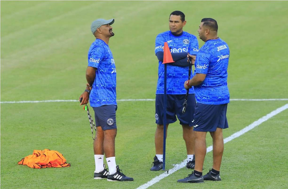Ninrod Medina y su cuerpo técnico ya tiene preparado el equipo que mandará a la cancha este miércoles.