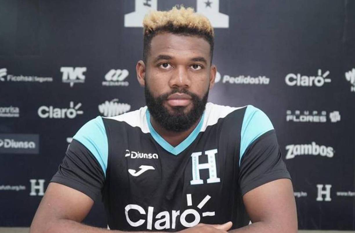 Benguché forma parte de la selección de Honduras y milita en el Olimpia. El atacante de 27 años de edad ha tenido experiencia en el exterior. 