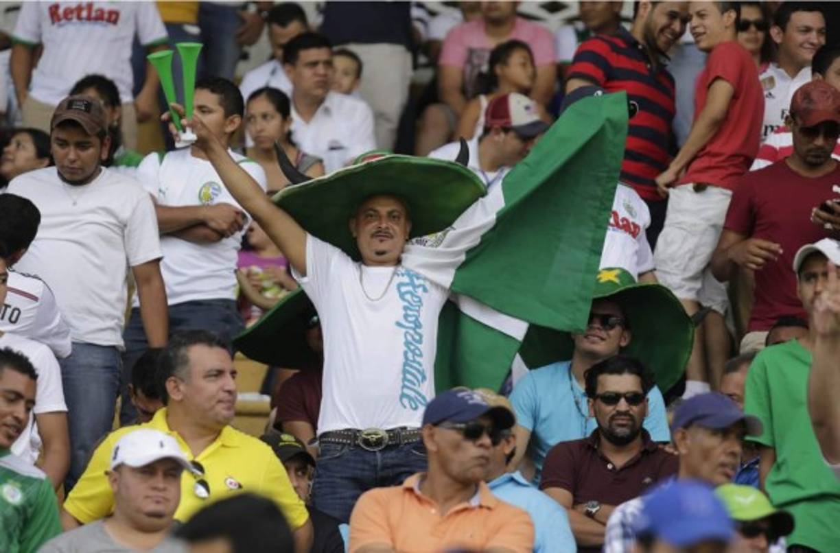 La afición acompañó en gran manera al Juticalpa.