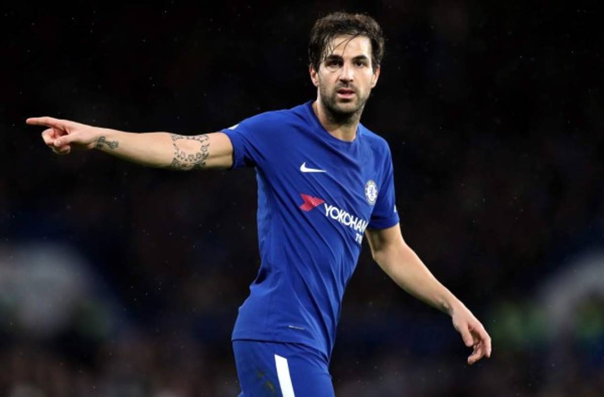 Cesc Fàbregas habló para los micrófonos de la Cadena COPE sobre su futuro en Londres y dijo lo siguiente: 'Estoy contento y quiero continuar aquí la próxima temporada. Estoy muy bien en el Chelsea'.