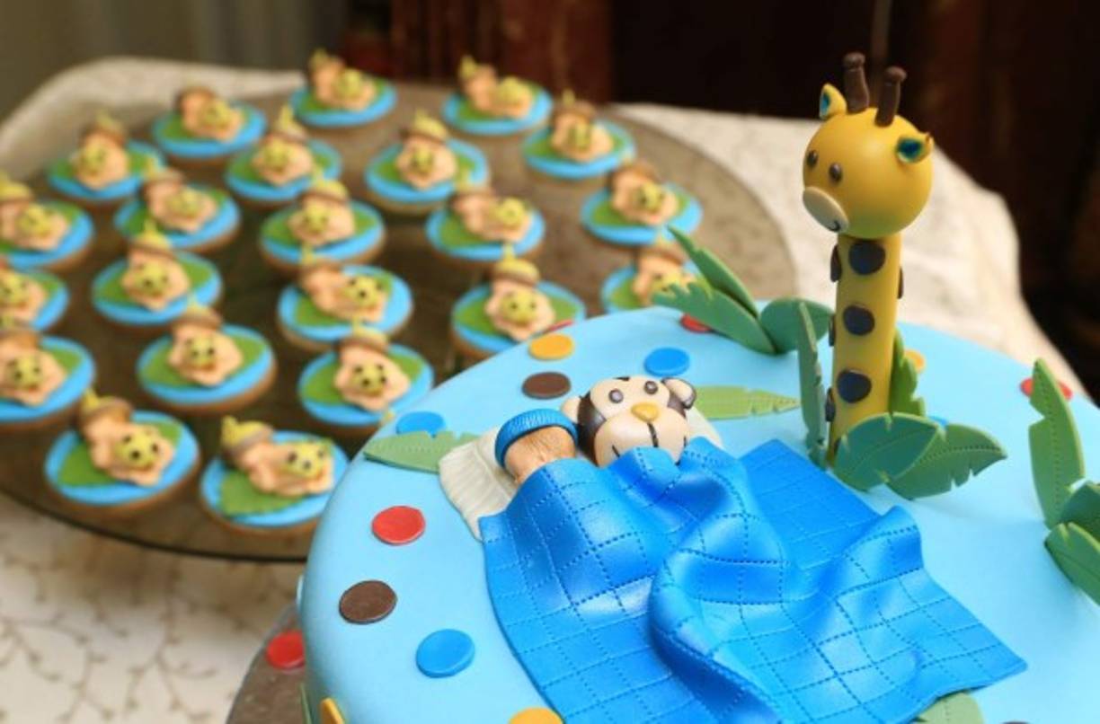 Variedad de especialidades como postre.