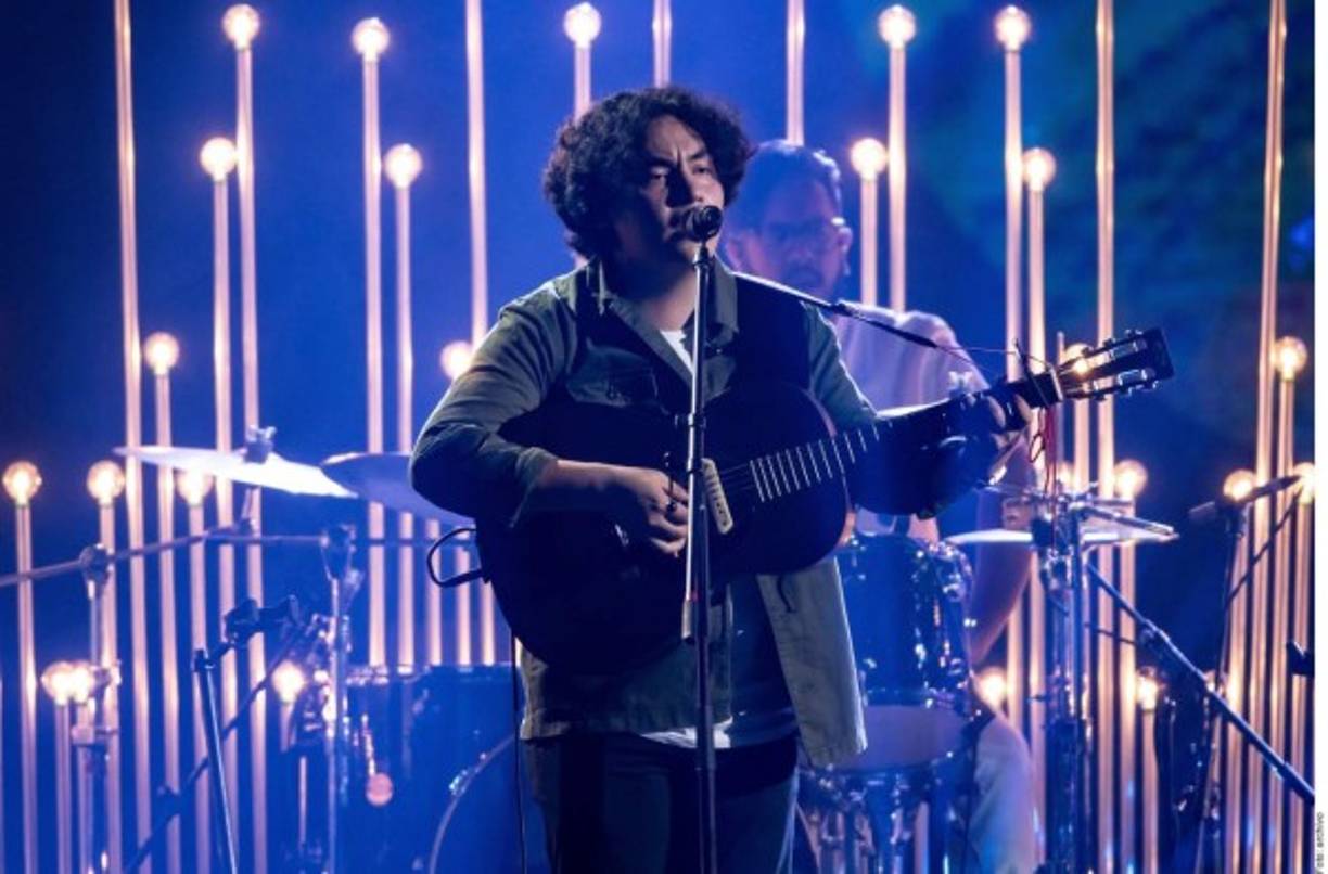 'La verdad es que no me gusta nada esto, no me gusta la fama para nada, no lo digiero y nunca me va a gustar. Si yo pudiera hacer música y nadie me conociera sería verguísima (genial), pero no pasa, no es así', afirma el cantante Ed Maverick.<br/><br/>'A lo mejor soy incompatible con ese estilo de vida', se cuestiona. 'Yo no estoy hecho para esto, pero me gusta mucho hacer música'.