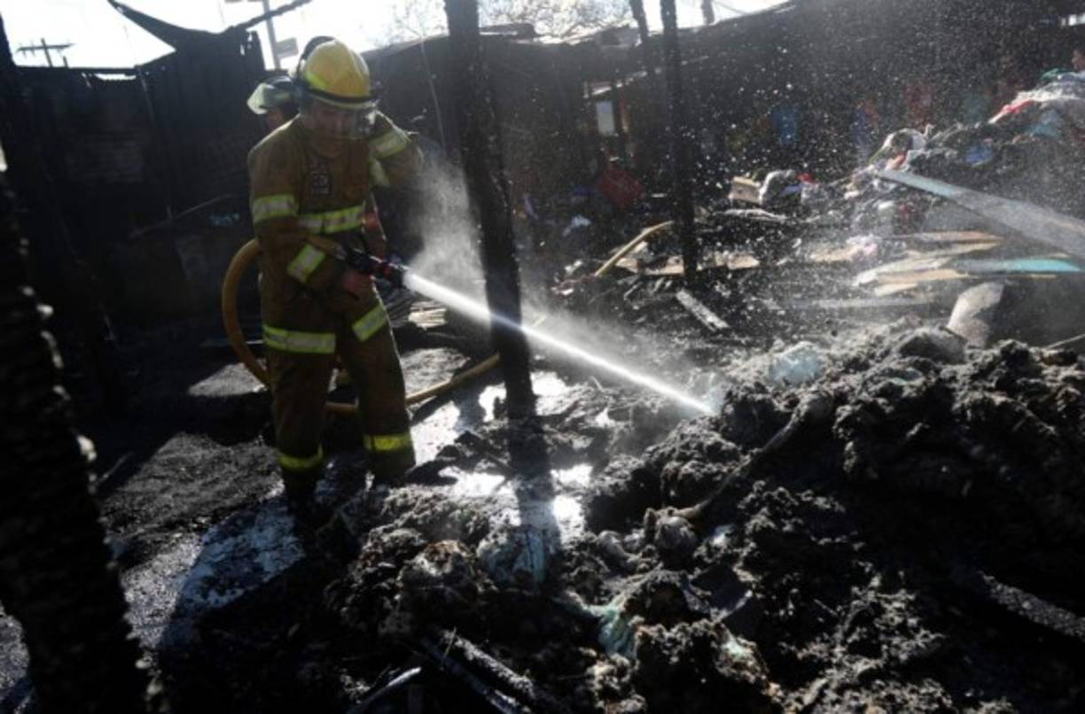 Hasta el momento se desconoce qué fue lo que provocó el incendio. El Cuerpo de Bomberos inició la investigación para determinar las razones del siniestro.