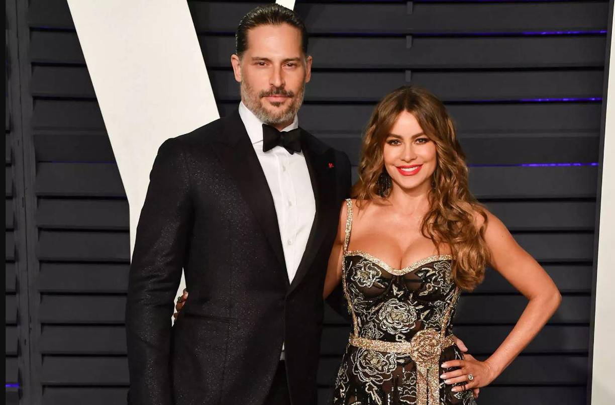 Casada desde el año 2015 con el actor Joe Manganiello (conocido entre otros trabajos por su papel en la serie “True Blood” y la película “Magic Mike”), Sofía Vergara tiene un hijo, Manolo, nacido en 1991, fruto del primer matrimonio de la actriz con el colombiano José Luis González.