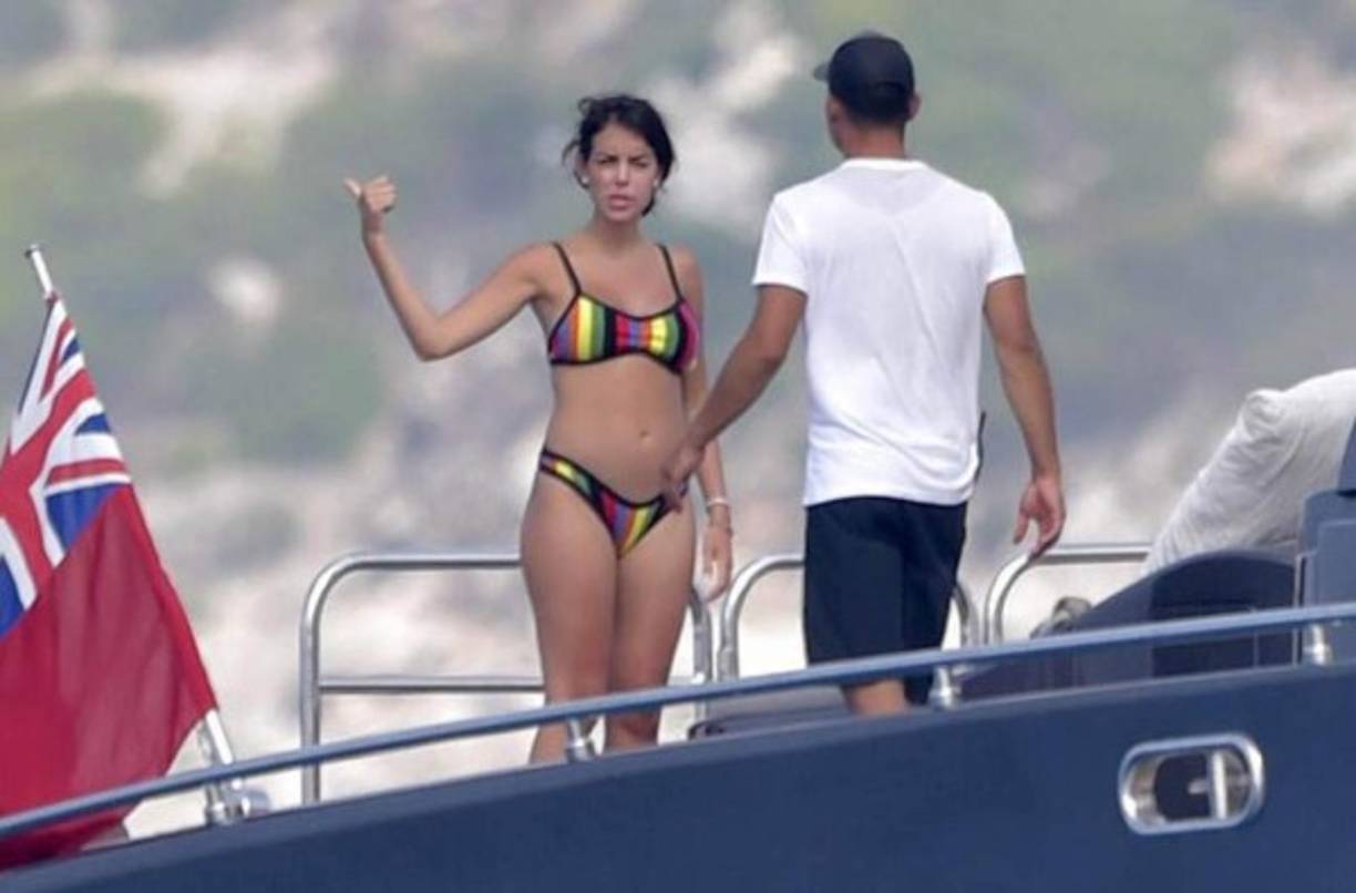 La chica cuenta con 22 años de edad.