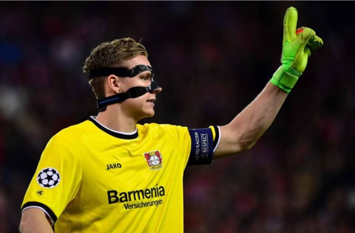 Bernd Leno, portero del Bayer Leverkusen, sería una de las posibilidades más reales para la portería del Real Madrid en cuanto a precio y prestaciones. En la jornada de este martes, el jugador fue cuestionado acerca de la posibilidad de marchase del Bayer, siendo muy claro en su respuesta. 'Tengo 25 años y puedo aspirar a cosas mayores. No sé qué pasará en el futuro pero puede que sea el momento de cambiar de aires. No sé dónde podría jugar'.