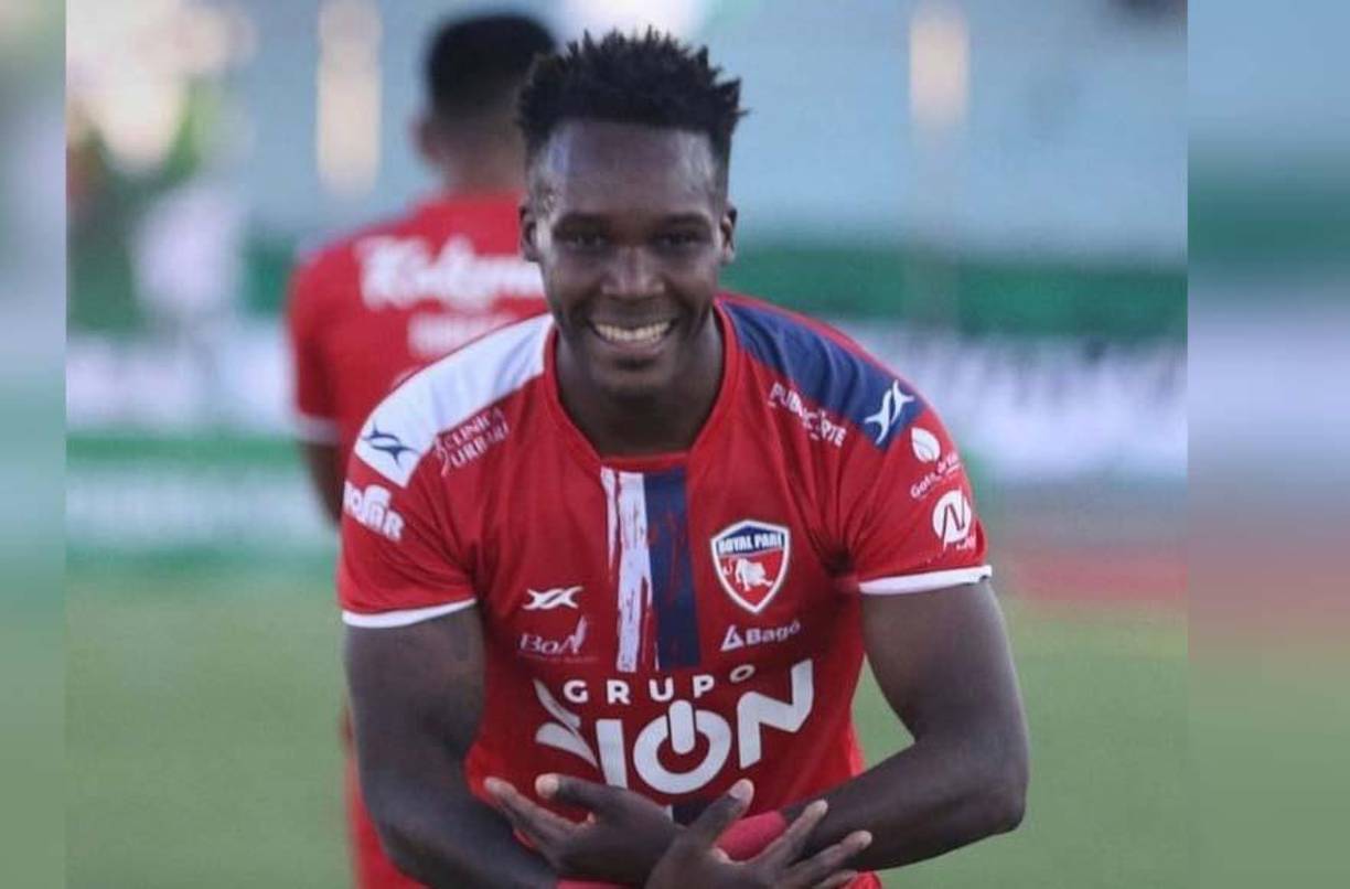 Rubilio Castillo: El delantero hondureño del Royal Pari de Bolivia podría recibir una oportunidad en la selección hondureña.