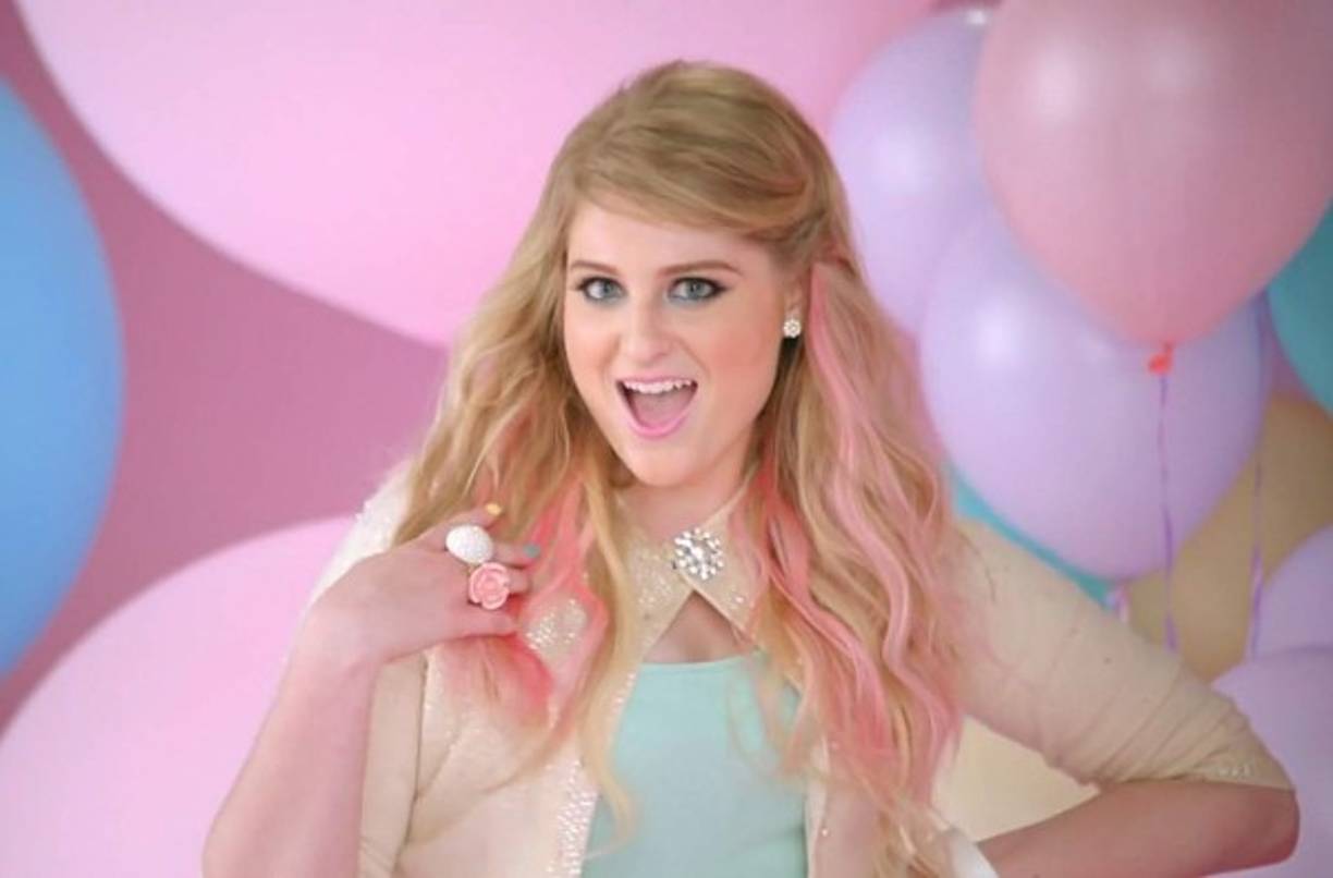 El tema 'All About That Bass' fue la razón para que Meghan Trainor se hiciera famosa en 2014, pero también llamó la atención su físico.