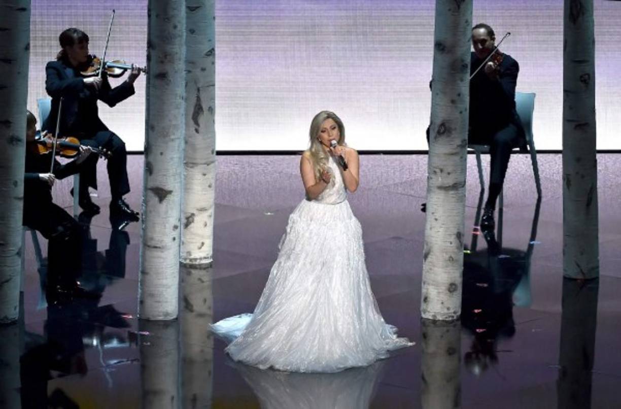 Lady Gaga recibió una ovación por 'Sound of Music'