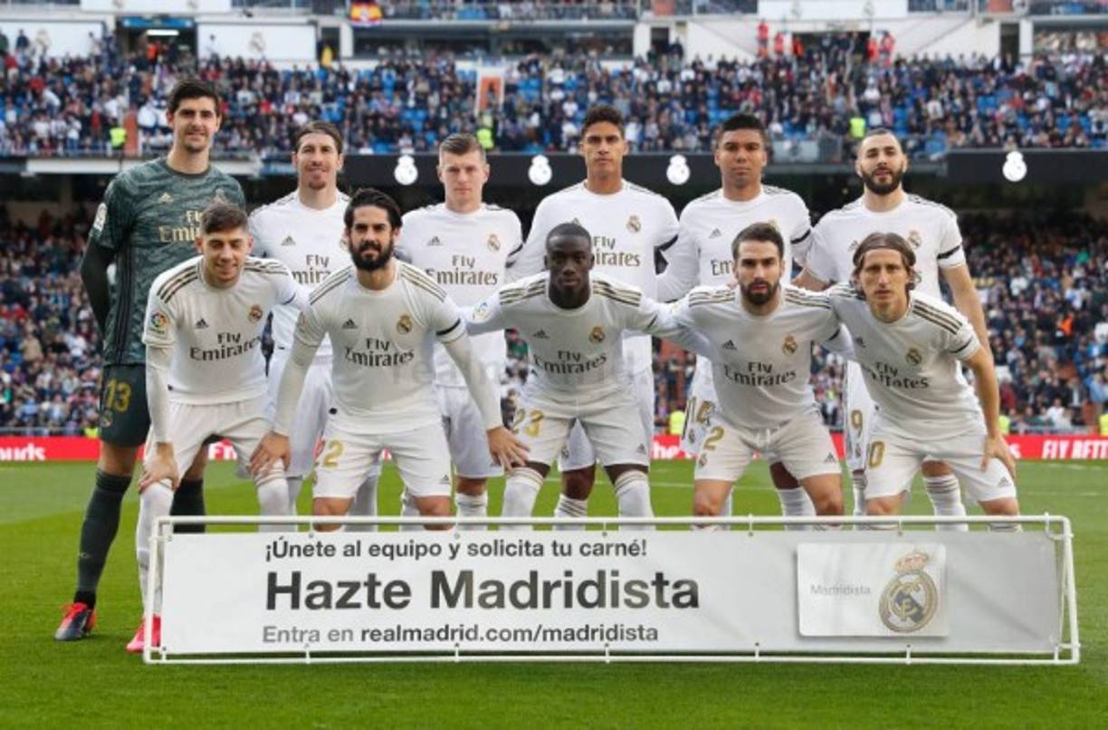 El 11 titular del Real Madrid con la novedad de que Zidane colocó a cinco centrocampistas.