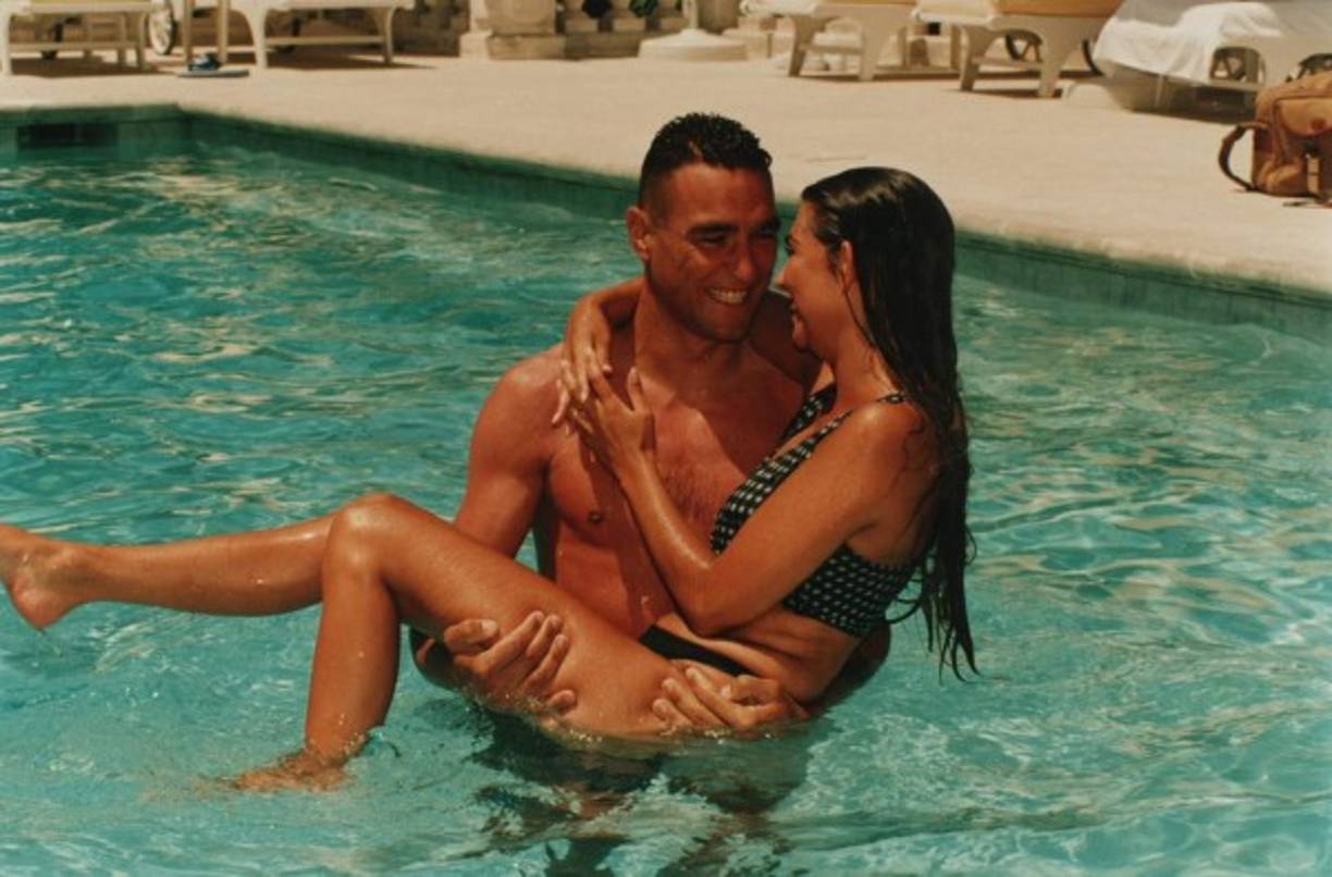 En el ámbito personal, Vinnie Jones está casado con la modelo Tanya Terry desde 1994 y tienen dos hijos de anteriores relaciones.