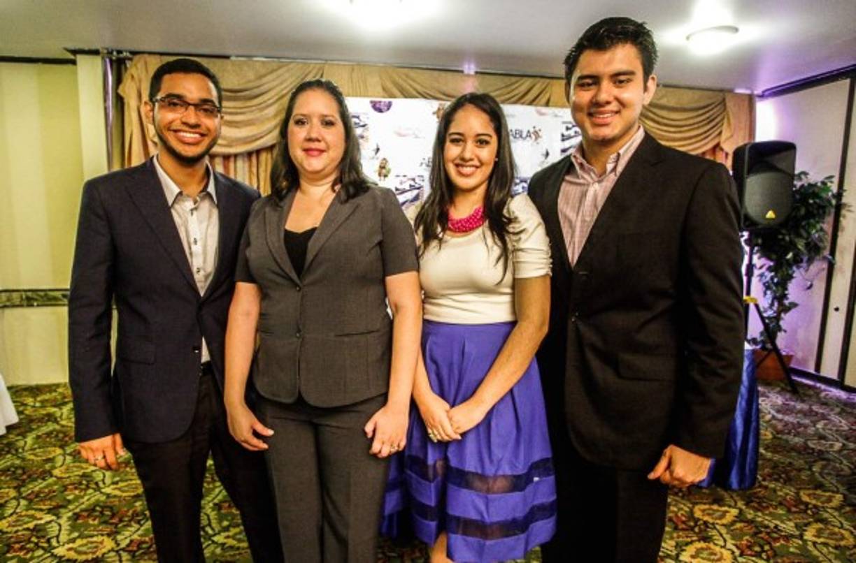 Kelsey David, coordinador de asuntos culturales; Karen Antúnez, coordinadora de Mercadeo; Alejandra Gonzáles, coordinadora de Education USA; y Johan Rivera, coordinador de American Space.