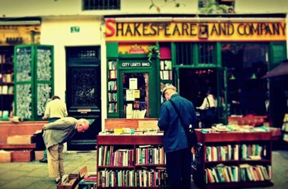 La librería Shakespeare & Company se halla en París. Fue punto de reunión de los escritores de la Generación Beat y los escritores de la Generación Perdida. Foto:Diariodelviajero.com.