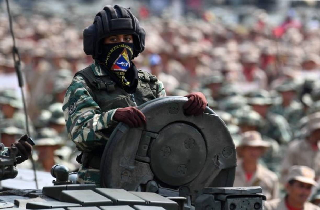 Gran parte de las armas y vehículos de guerra exhibidas por el ejército venezolano en el desfile militar de ayer es de procedencia rusa.