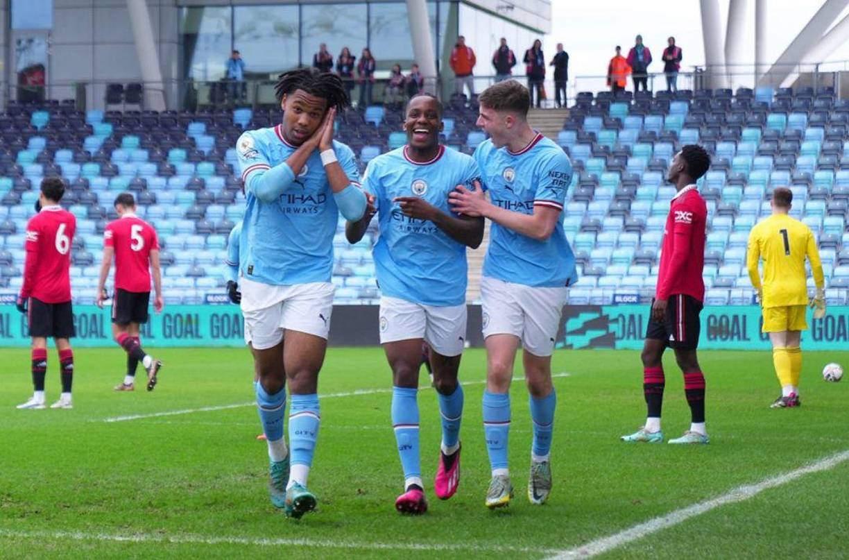 El futbolista extremo, de apenas 20 años, es parte de las categorías inferiores del Manchester City desde hace 11 años. 