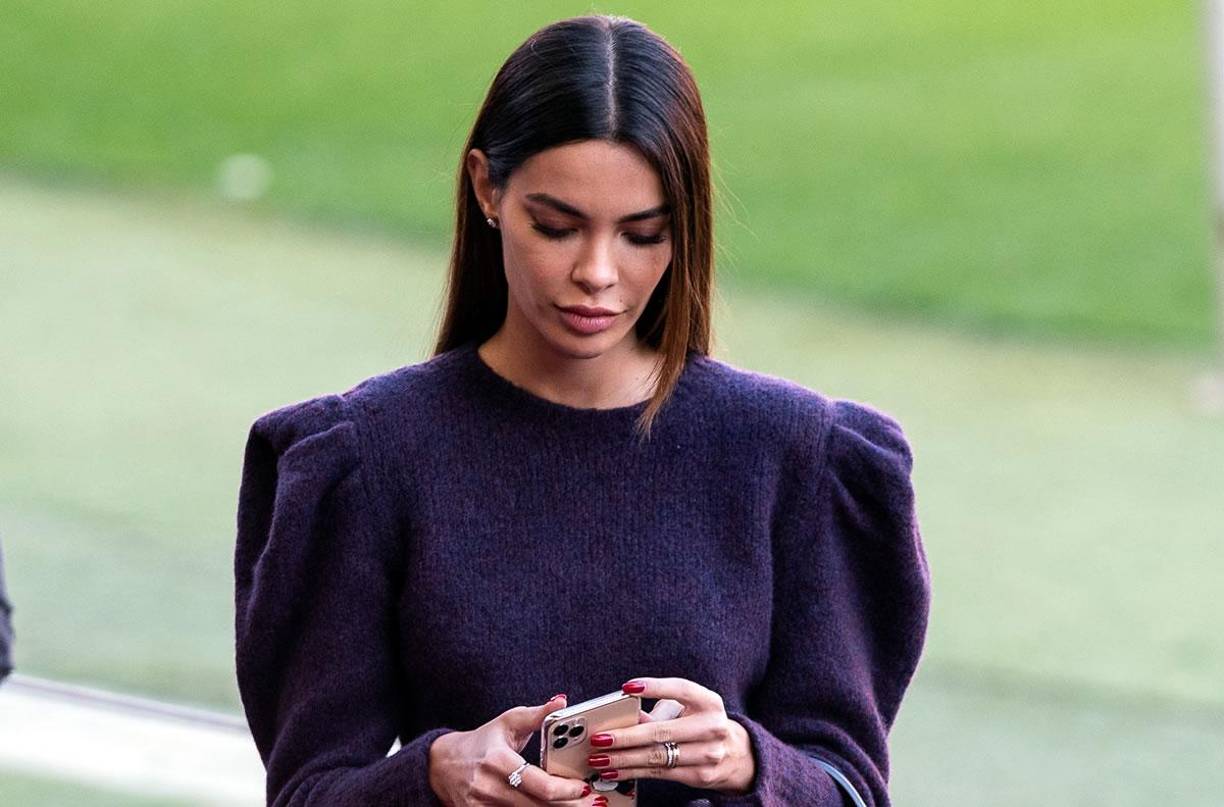 Sin embargo, parece que las versiones contradictorias del brasileño unidas a las pruebas reunidas por los Mossos d’Esquadra (Policía de Cataluña) han terminado por afectar a Joana Sanz.