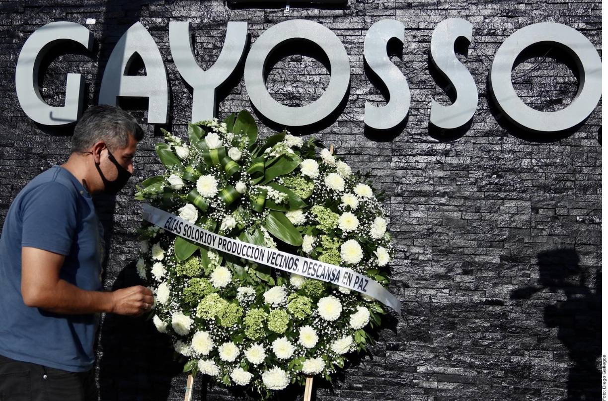 Mientras los detalles de su muerte se esclarecen y se mantienen en tendencia de redes sociales, su familia optó por la intimidad para despedirlo.