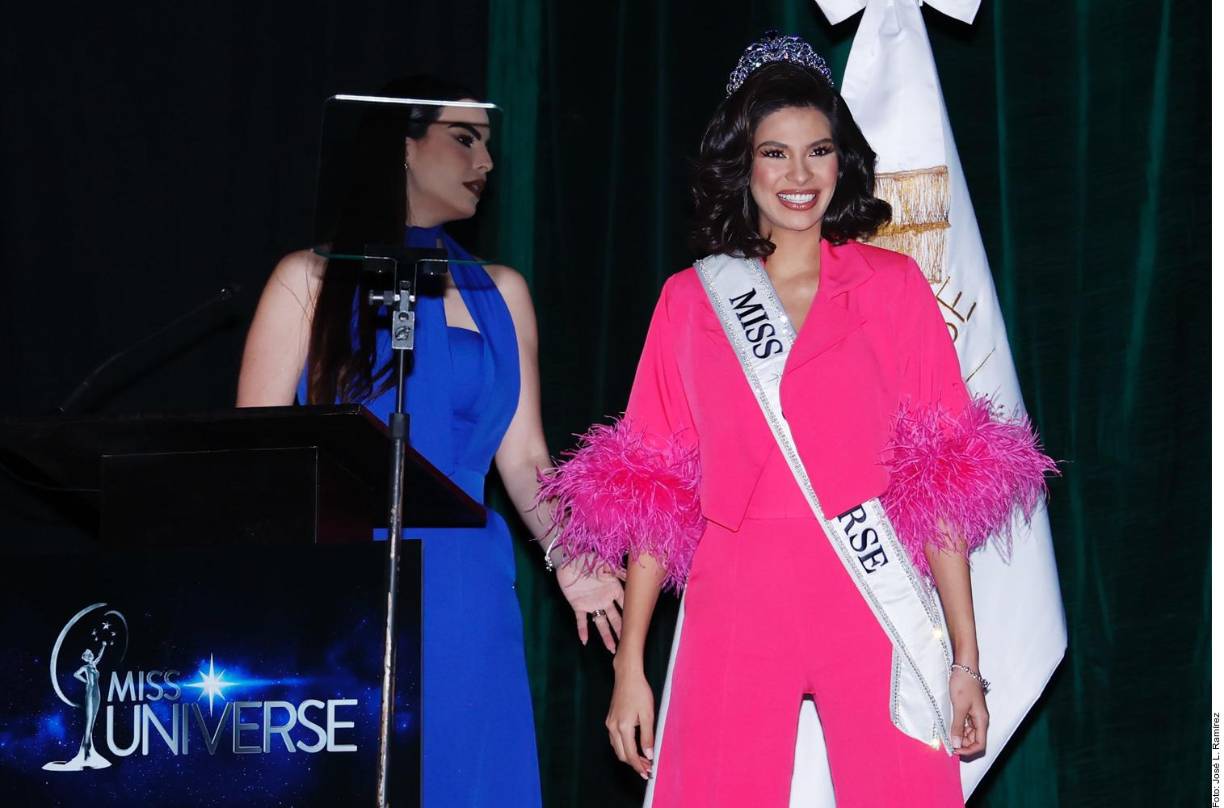 Sheynnis celebró la visión incluyente que comparten Anne y Raúl, que enfatizaron que continuarán promoviendo un certamen abierto a mujeres trans, casadas, con hijos o de cualquier talla.