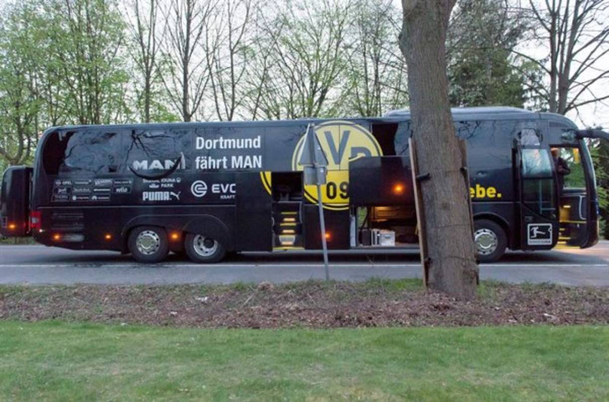 El mismo Borussia Dortmund confirmó en su cuenta de Twitter el atentado donde salió herido Marc Bartra.