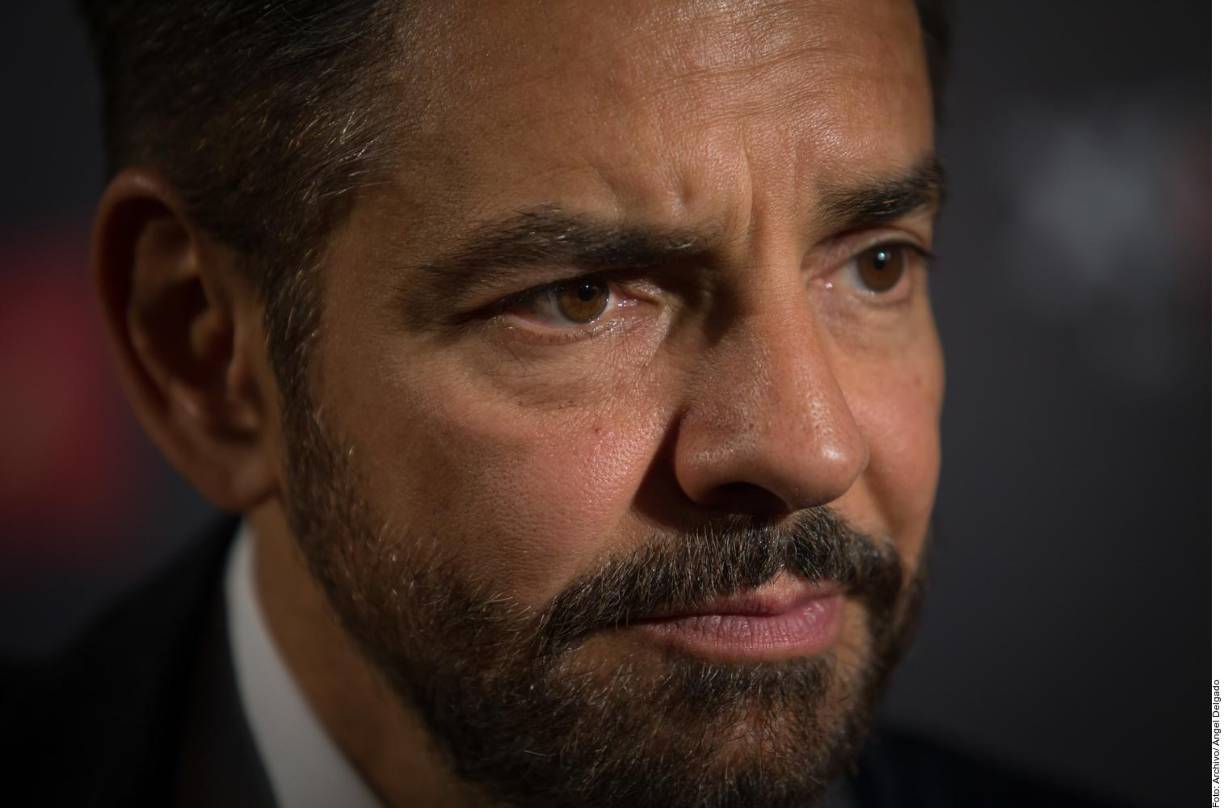 La noche del lunes 29 de agosto, Alessandra Rosaldo utilizó sus redes sociales para comunicar que su esposo, el comediante mexicano Eugenio Derbez estaba delicado de salud sin entrar en detalles. 