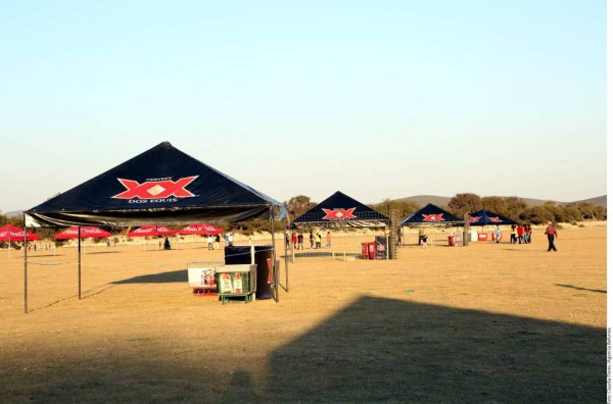 A esta lista de grupos se han unido la Banda Jerez y posiblemente actúe La Leyenda durante el baile.