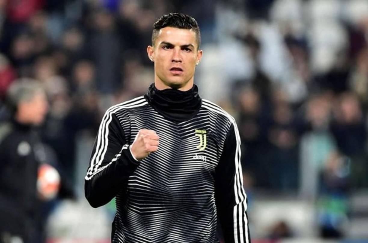 Cristiano Ronaldo está apurando su vuelta a Italia con la Juventus y está siendo criticado por sus polémicas fiestas.