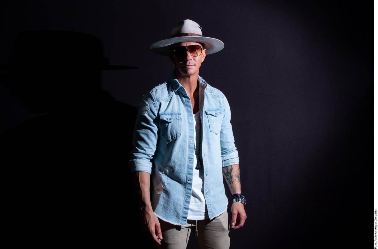 “No es porque sea mi hija, pero ella trae en la sangre la música, lo disfruta, eso lo contagia a la gente, la alegría y hacer lo que ama”.