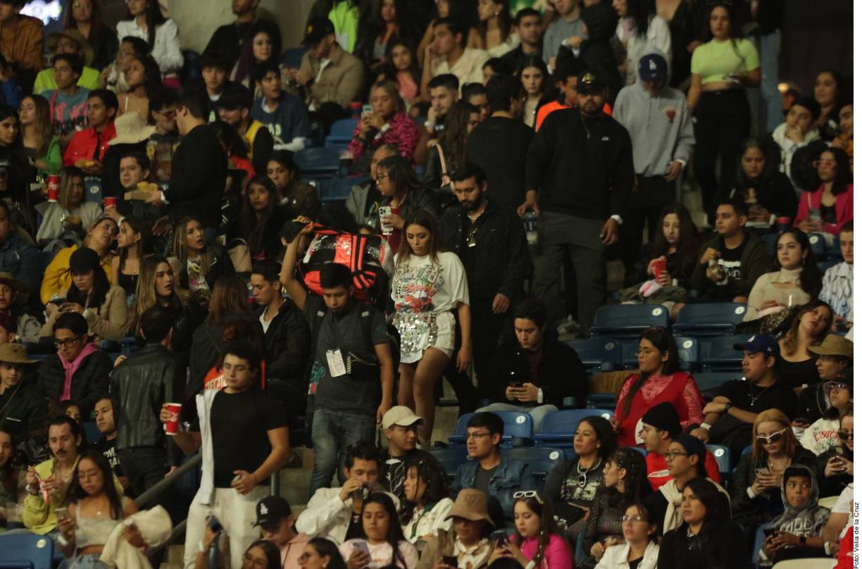 Otra fuente señaló que detectaron que la mayoría del problema con los accesos, vinculados con fraude, fueron personas que compraron las entradas a través de redes sociales, siendo que se les ha informado ya no adquirir los boletos de esta forma.