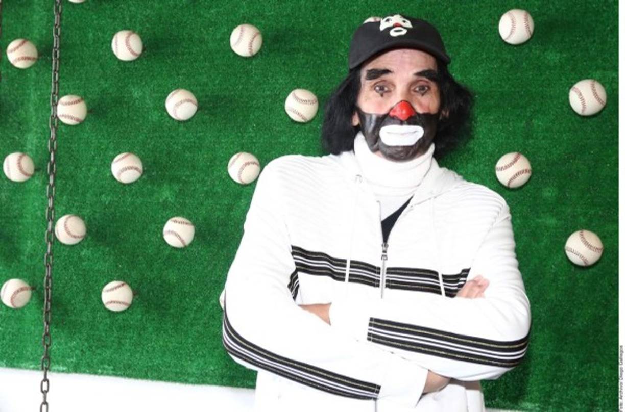 El domingo 28 de febrero le practicaron una cirugía en la cadera, pero lo peor vendría después. 'Yo le dije: 'Papi ya la hiciste. Eres un guerrero, eres único'. Y me respondió: 'No. ¿Y el cáncer?'. Eso fue lo que le dio para abajo'.