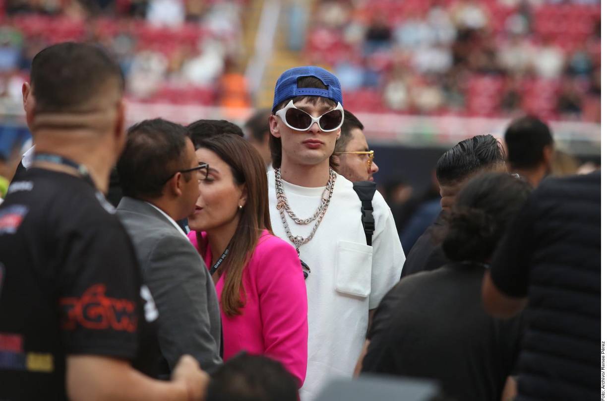 El intérprete de “Aunque No Sea Conmigo” explicó que, en el caso del Festival Arre de la Ciudad de México, se le hizo algo grosero que algunos de los artistas con mayor presencia a través de las décadas dentro del público mexicano estén representados con las “letras chiquitas”, como lo fue Alicia Villarreal y Edith Márquez.