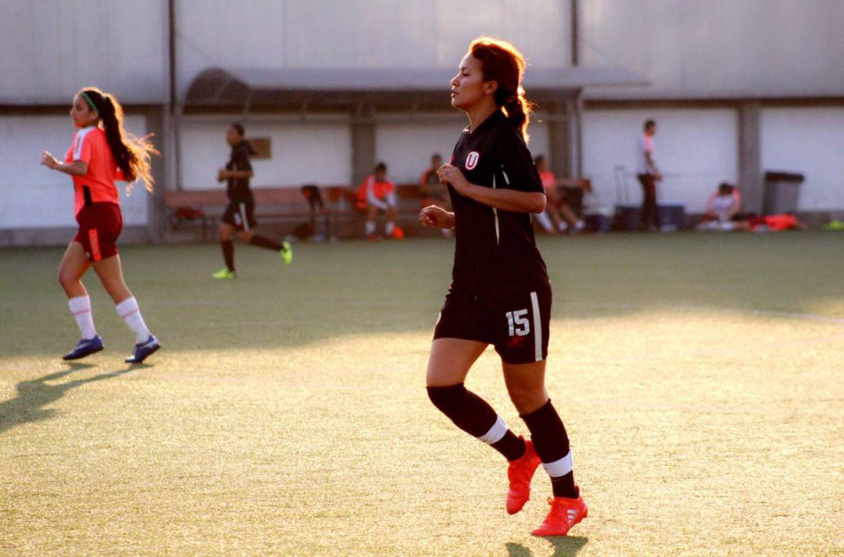 Ahora cumplirá uno de sus sueños, jugar en Europa. Al principio no creía que sería posible y aunque la vida le cambio desde pequeña, reforzó su pasión en un nuevo horizonte.