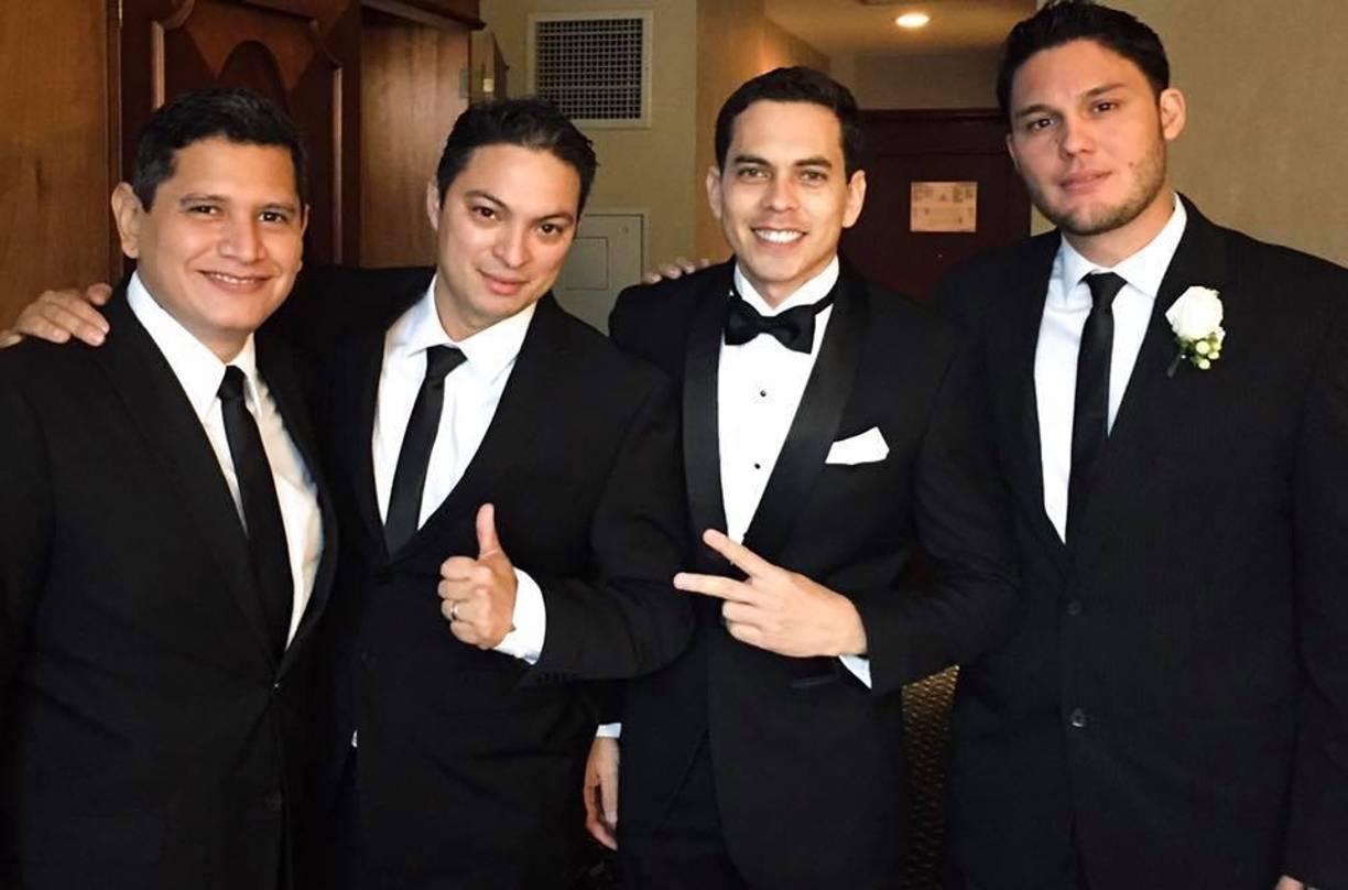 “Fueron muchos años juntos, ya todos estamos en los 40, pero Dios tiene cosas preparadas individuales para cada persona. Actualmente seguimos siendo amigos, con los cuales hablamos A DIARIO, ya sea en grupos de Whatsapp en el que estamos todos, junto a otros cantantes, o también individualmente ya sea por una llamada o un mensaje. Ahhhhh....y TODOS seguimos en los caminos del Señor”, se lee en un posteo del 2023 que fue publicado desde la página de Facabeook (Raza for Christ) de la agrupación. 