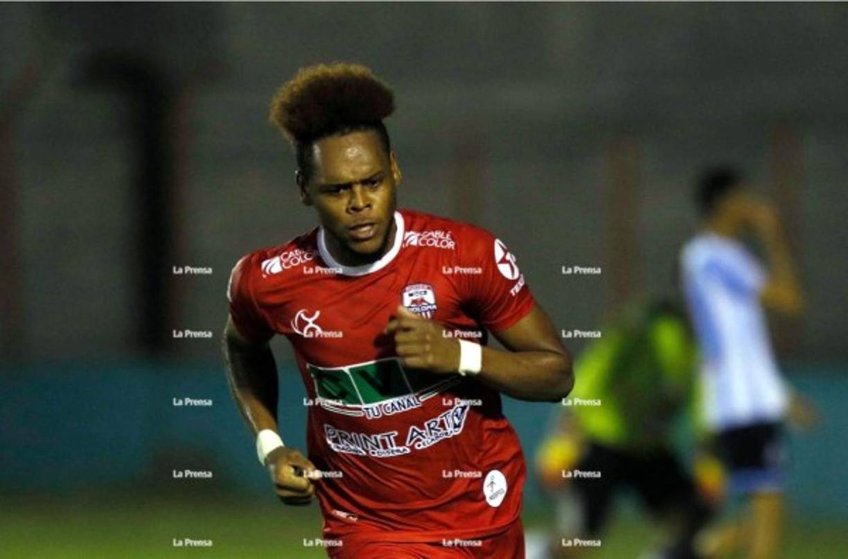 Hesler Morales marcó el primer gol del Atlético Choloma.