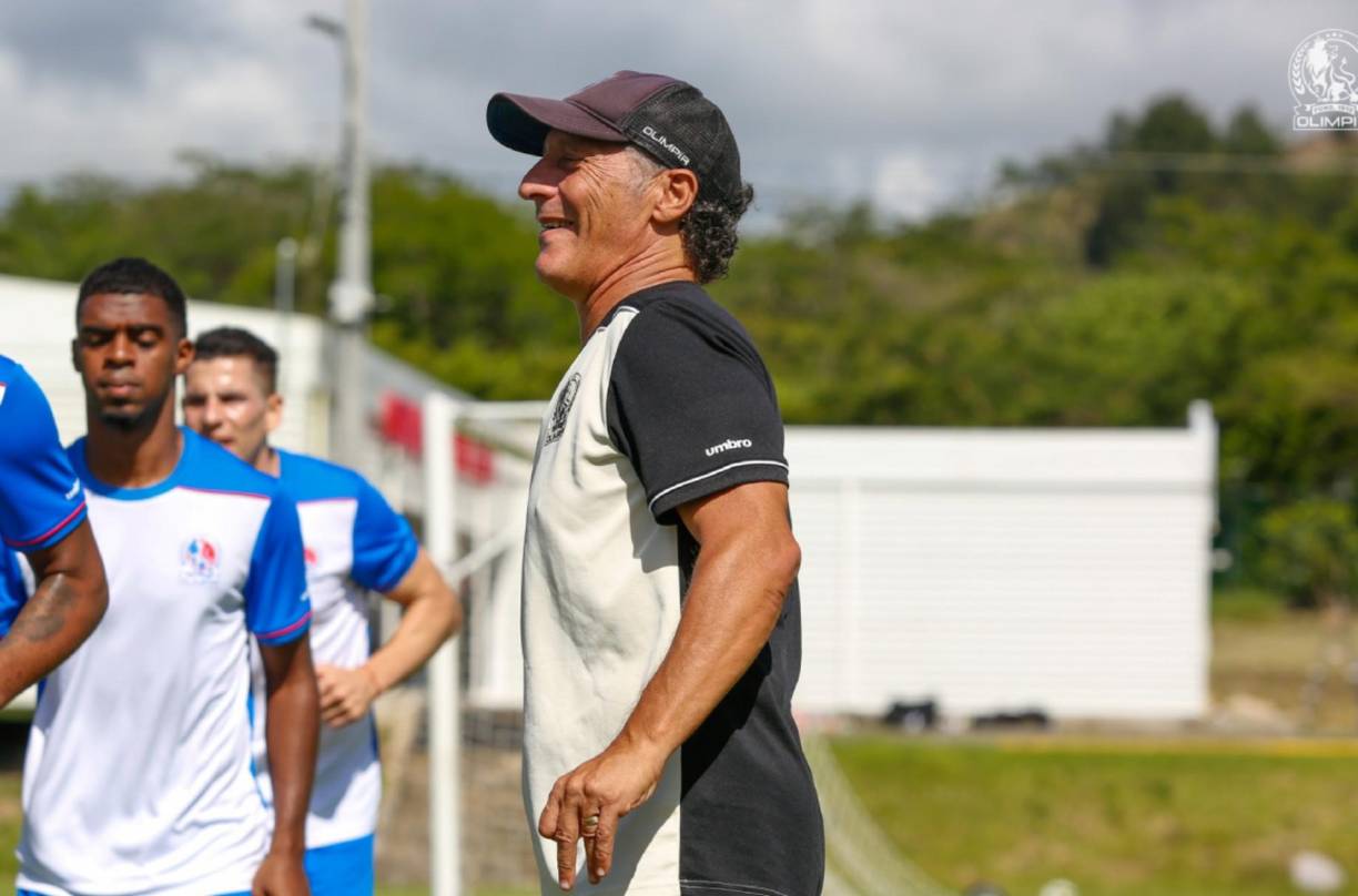 Aunque ya anunció su salida del banquillo del Olimpia de cara a la próxima campaña, Pedro Troglio piensa en su futuro y ha incursionado con dos negocios en el territorio hondureño.