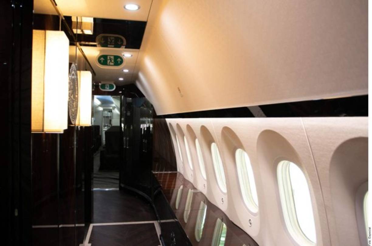 El avión TP-01 Boeing 787-8, bautizado como José María Morelos y Pavón, tiene 80 lugares para pasajeros divididos en tres áreas (14 para Estado Mayor, 24 para Presidente e invitados y 42 para escoltas y medios de comunicación).