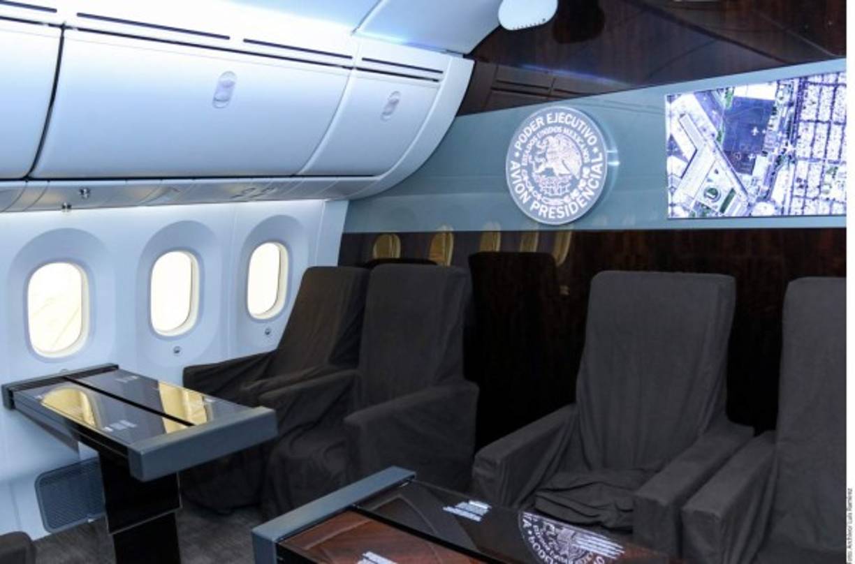 El avión comprado en la administración de Felipe Calderón y que estrenó Enrique Peña Nieto junto a su ex esposa Angélica Rivera se encuentra en Victorville, al sur de California. La subasta para la compra del avión presidencial cerrará el 15 de abril.