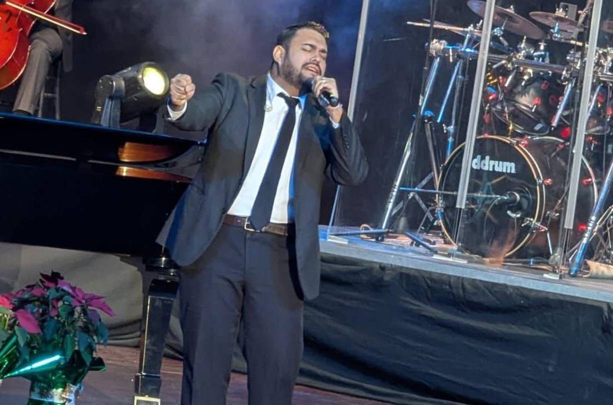 Restaurante El Manzano ofrece este sábado una promoción de dos por uno en cócteles y un menú especial. La música estará a cargo de Samuel Leons. 