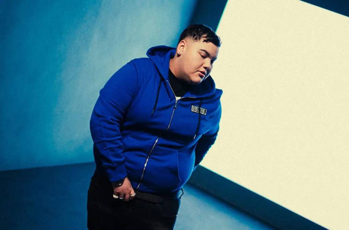 El debutante FloyyMenor obtuvo su primer BBMA gracias a su mega éxito con Cris MJ, “Gata Only”, la primera canción de un artista chileno en 25 años en alcanzar el número 1 en la lista Hot Latin Songs, donde permaneció en la cima durante 14 semanas.