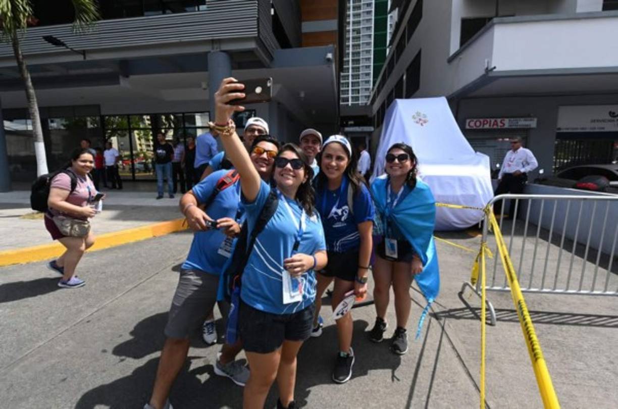 El encuentro, para el que se esperan unos 200.000 peregrinos, es también un paréntesis en medio del torrente de escándalos de abusos sexuales que sacuden la Iglesia católica.