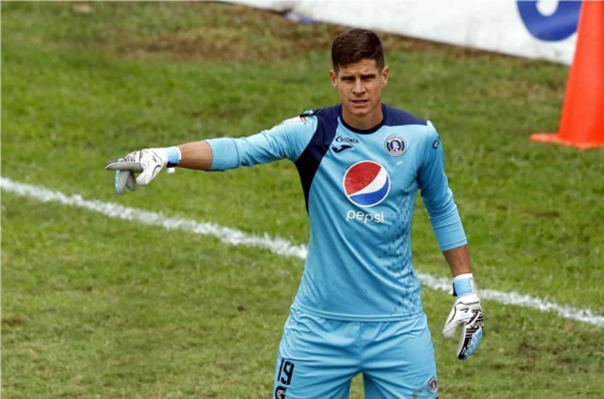 Jonathan Rougier también sin contrato. El portero titular del Motagua, figura en los últimos torneos, terminó su vinculación con el equipo capitalino y días atrás aseguró que “no sé lo que pasará, no hemos tenido charlas“. “Está el club para que analice sus intereses y ver su postura, mientras que yo con mi familia tendríamos que ver nuestras ganas“.