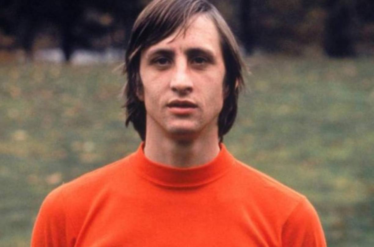 Johan Cruyf (Holanda). Uno de los mejores jugadores de la historia del fútbol se negó a jugar el Mundial 78'. Si bien se dijo que fue por motivos de la Dictadura Militar que había en Argentina, país anfitrión, la realidad es que luego de la Copa Mundo de 1974 le prometió a su novia que el siguiente elegiría a ella y no al Seleccionado.