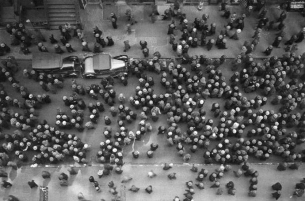 La moda de los sombreros en Nueva York, fotografía tomada en 1939.